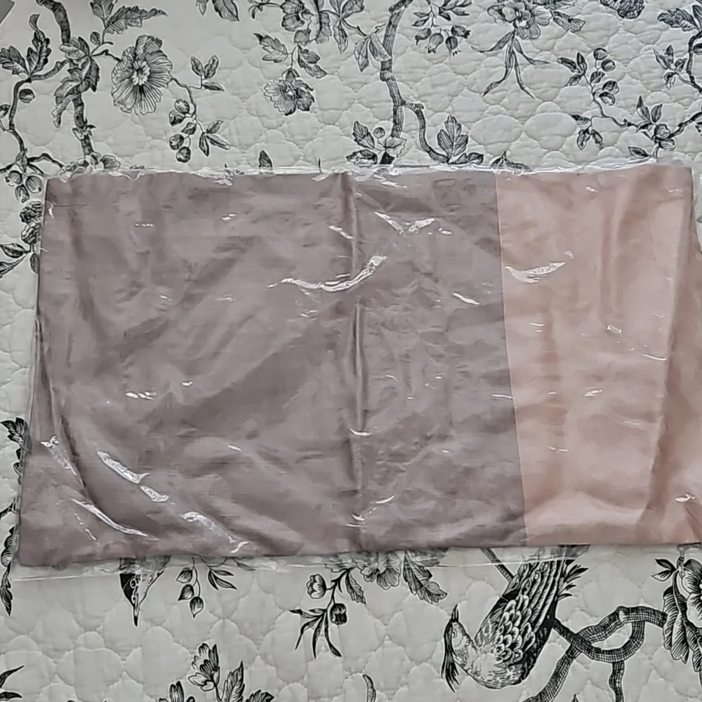 NWT SILK SARI ACCENT PILLOW COVER & PILLOW INSERT